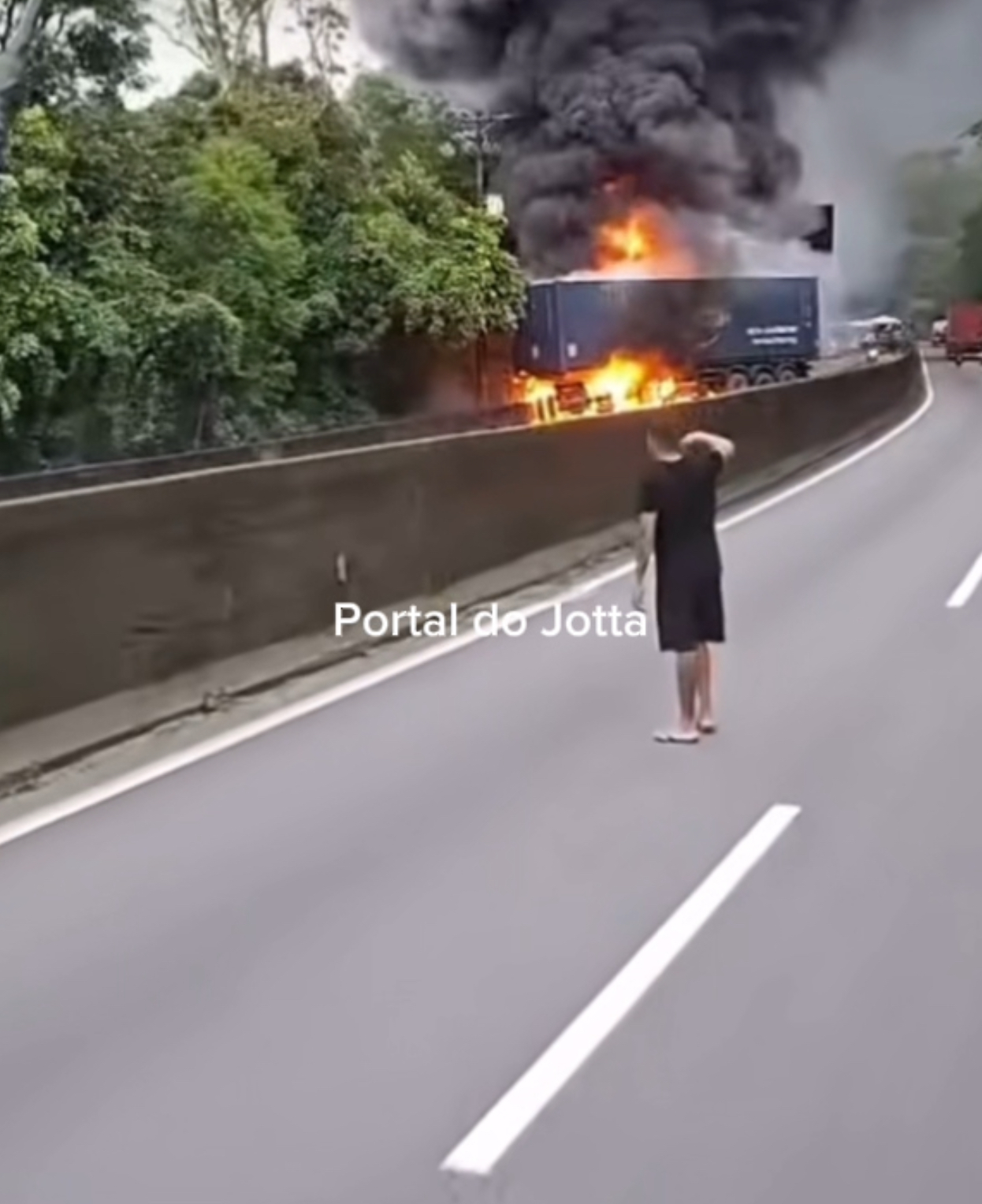 Duas pessoas morrem na rodovia Anchieta.