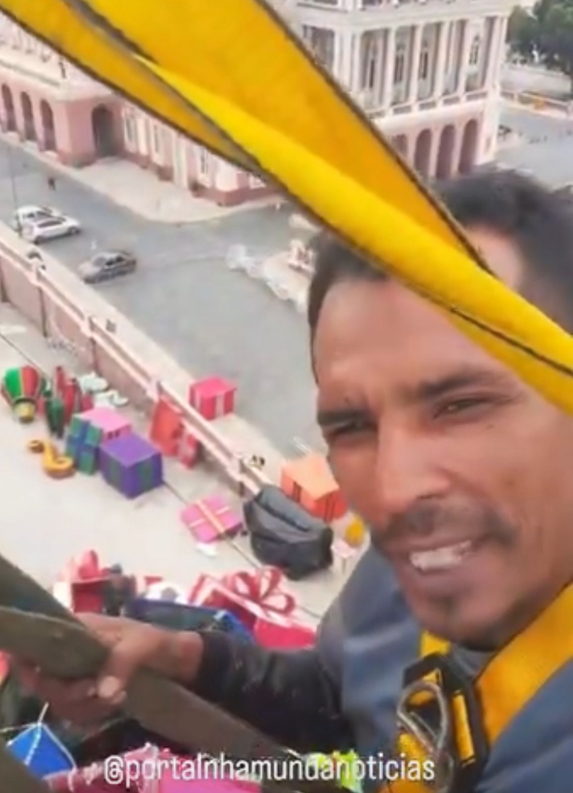 Vítima F4tal gravou vídeo minutos antes do acident3 com guindaste em Manaus. Antônio Paulo Rodrigues de Sousa 40 Anos era Artista de Parintins-Am