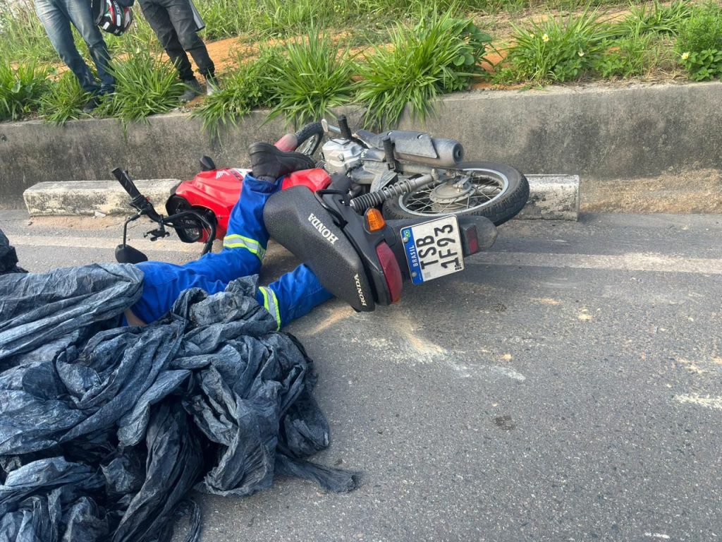 Motociclista morre após ter cabeça esmagada em acidente no Distrito Industrial